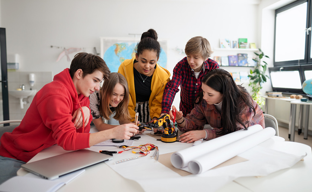 Innovative Education: STEM Schools’ Distinct Teaching Approaches